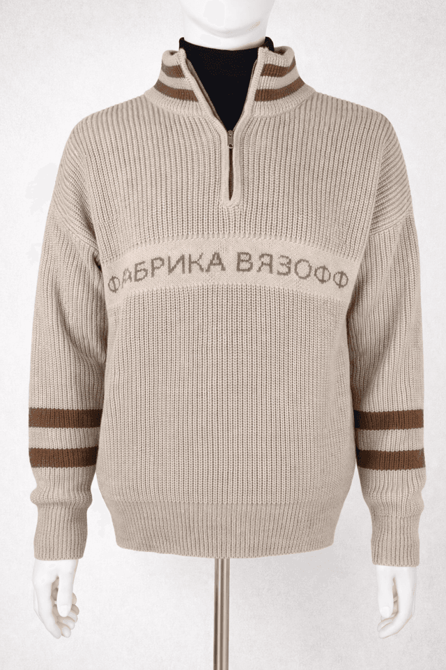 Свитер с логотипом